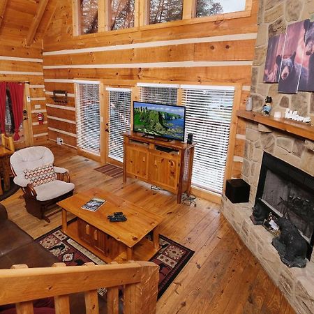 Highland Hideaway Villa Gatlinburg Bagian luar foto